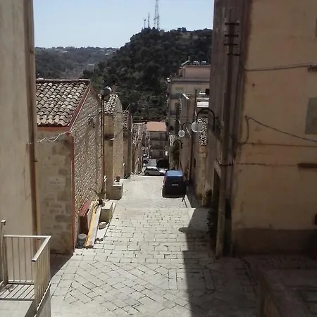 Rosa D'oriente Modica
